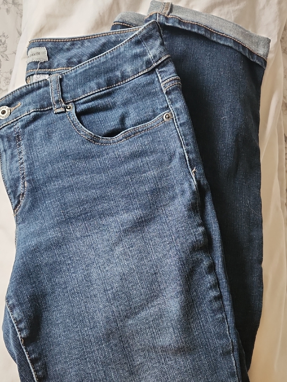 Chico's Midwash Straight Leg Jeans in Denim Blue